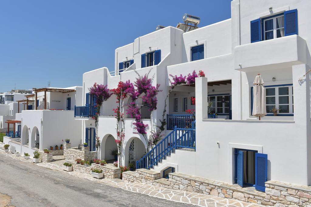 Bocamviglies By The Sea Hotel Náousa Exterior foto